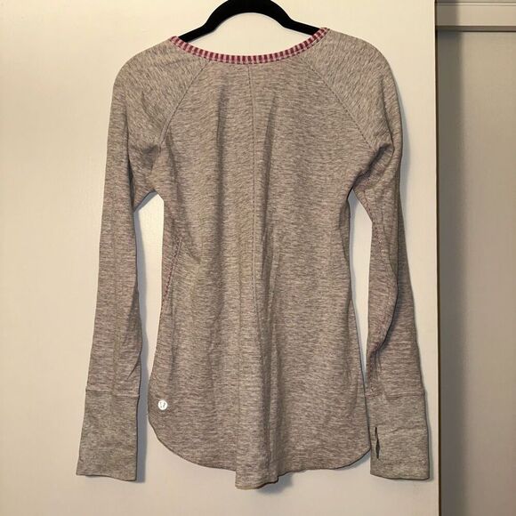 Lululemon Open Your Heart Reversible Long Sleeve Gray Pink Stripe GUC - Picture 3 of 12